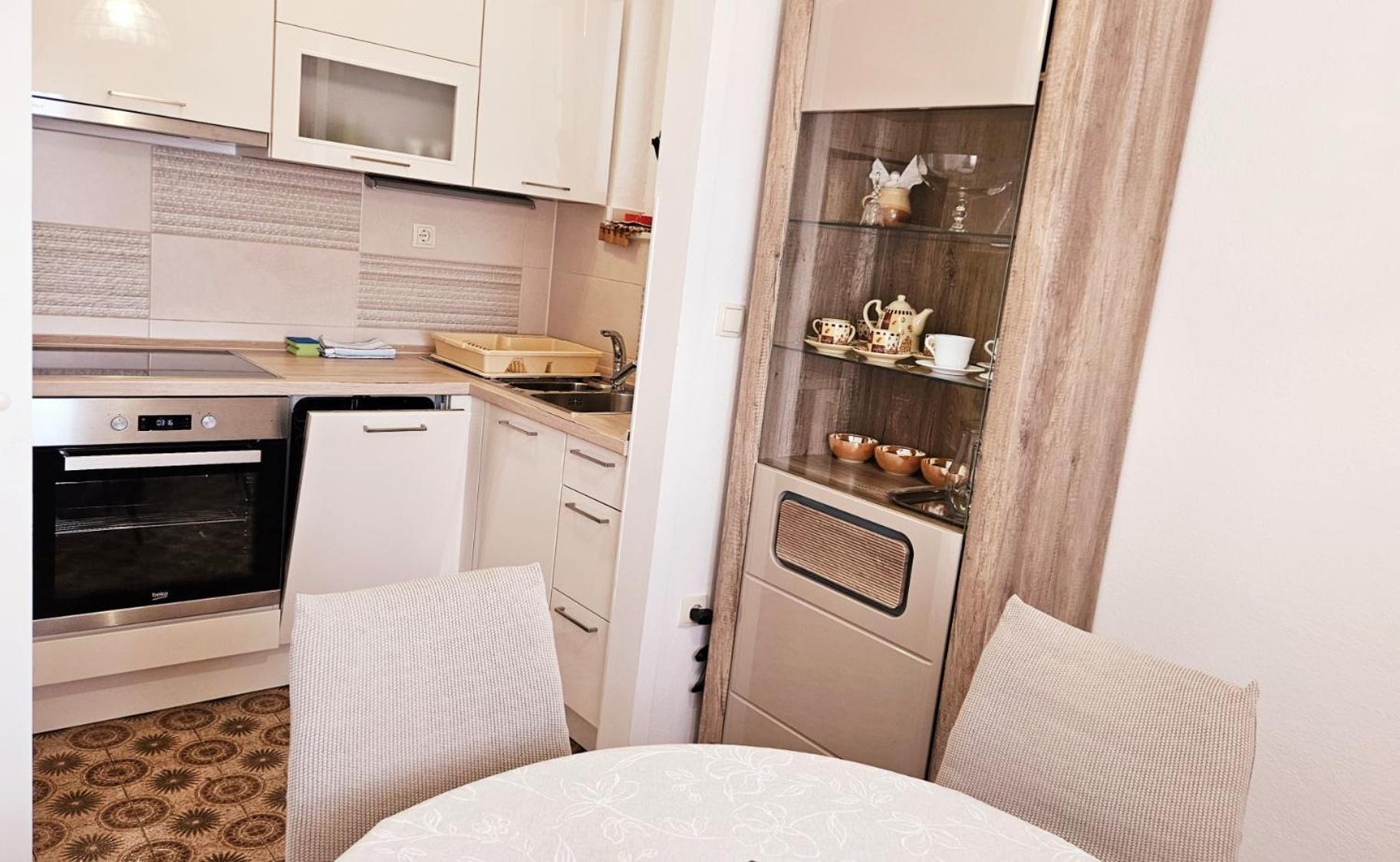 Apartment Tony Omis Ngoại thất bức ảnh